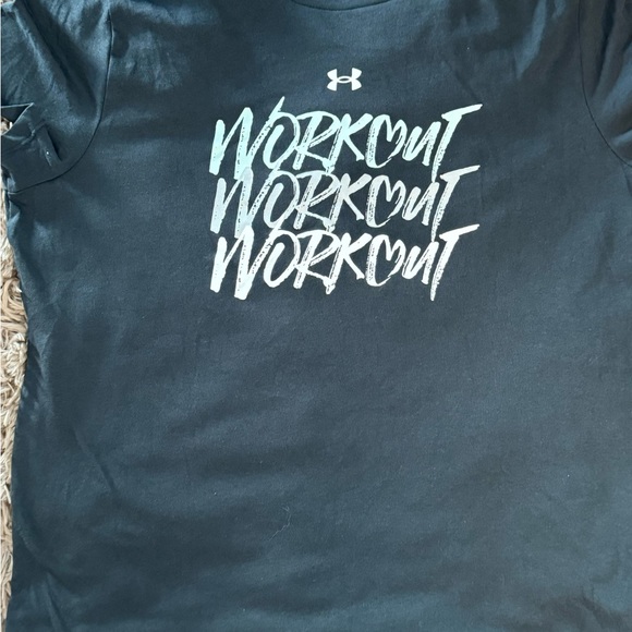 NWOT Women's Under Amour short sleeve t-shirt - Picture 2 of 5